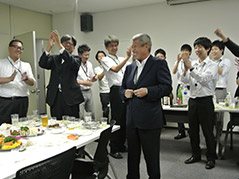 社内研修後の懇親会